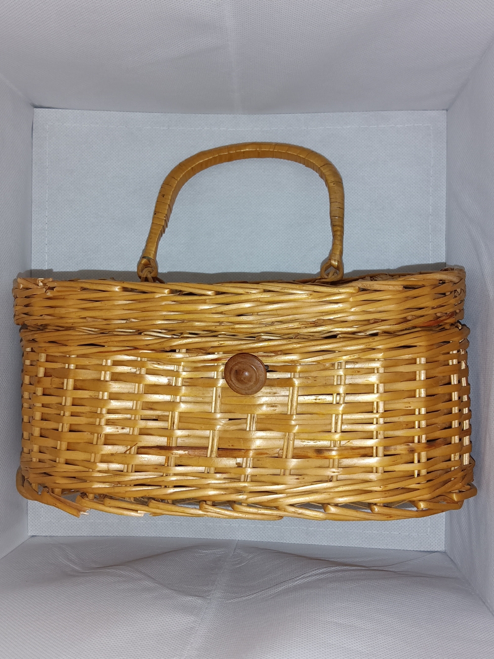 Woven Rattan Basket Handbag in Natural Tan